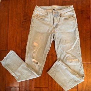 Universal Thread Mid Rise Girlfriend Crop Distressed Light Wash Jeans